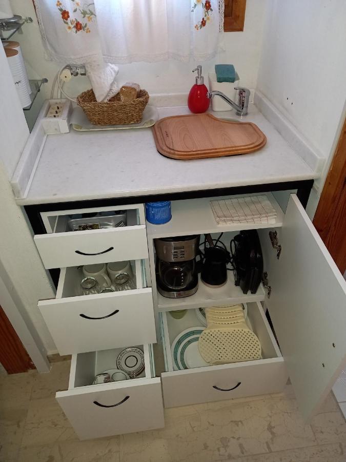 Vitina'S Little House 호텔 외부 사진